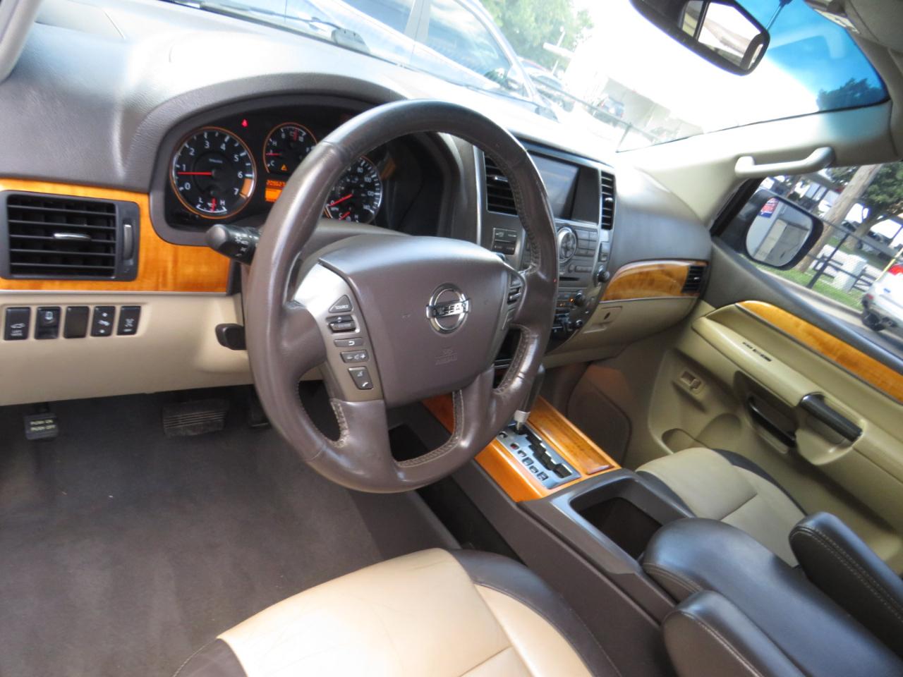 Nissan Armada 4WD 4dr Platinum 2013