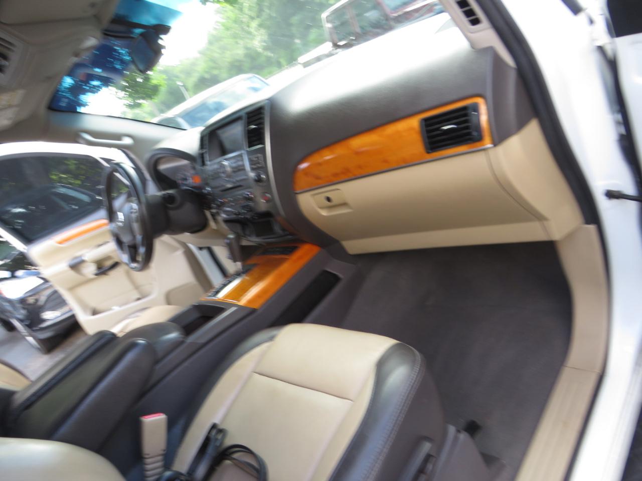 Nissan Armada 4WD 4dr Platinum 2013
