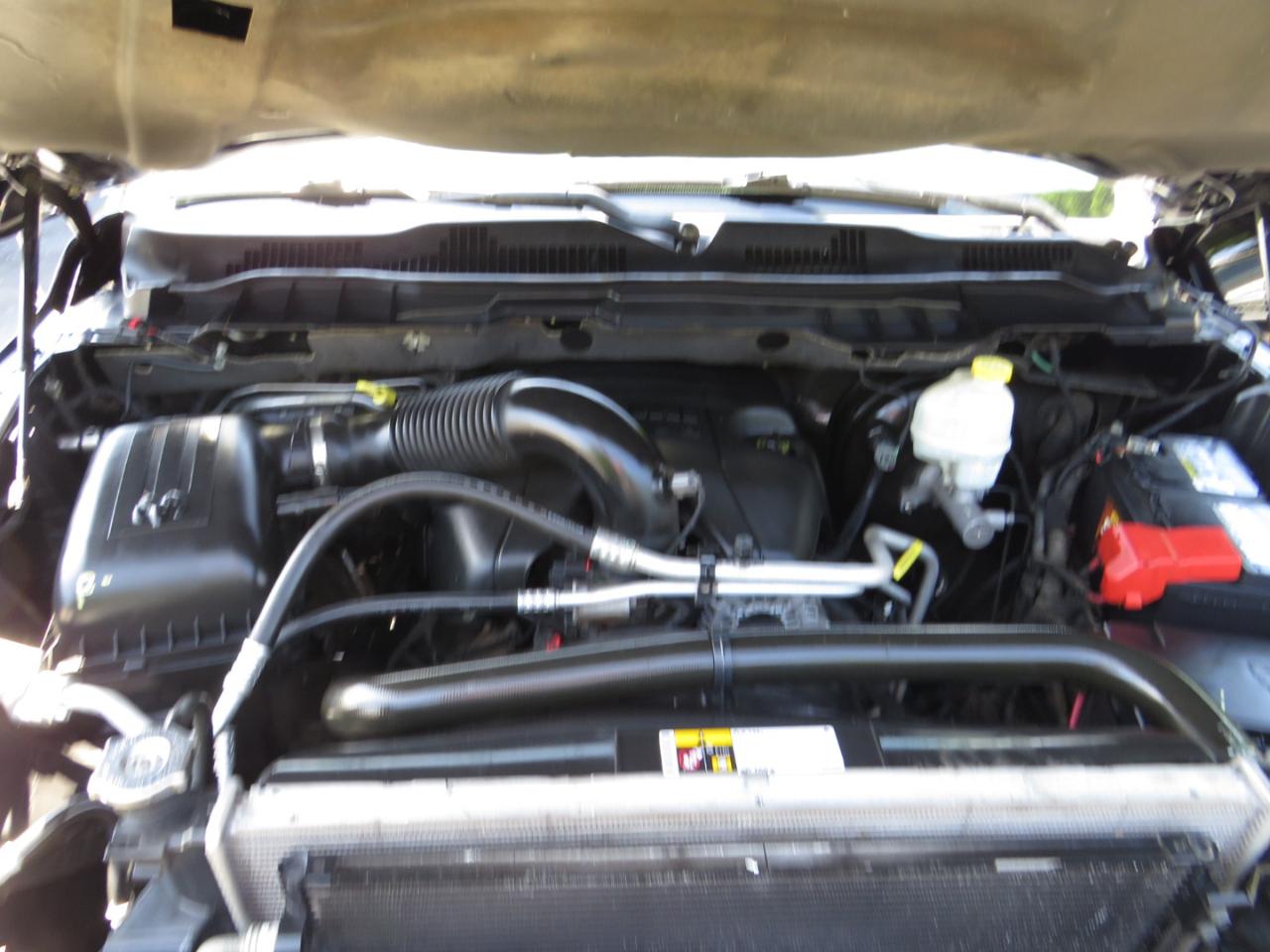 RAM 1500 4WD Crew Cab 140.5" Big Horn 2013