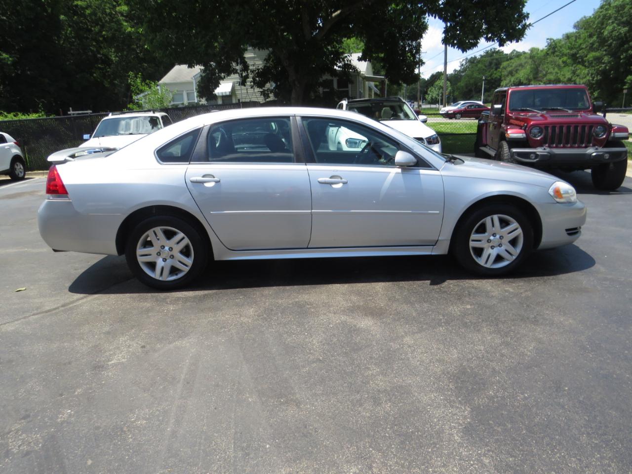 Chevrolet Impala 4dr Sdn LT Fleet 2012