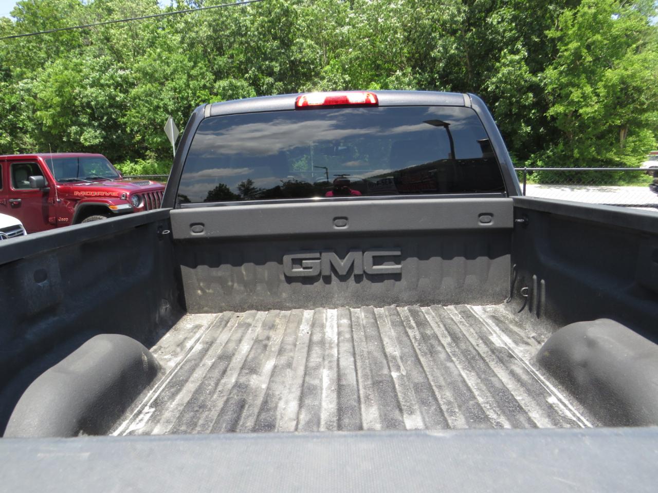 GMC Sierra 1500 4WD Double Cab 143.5" SLE 2016