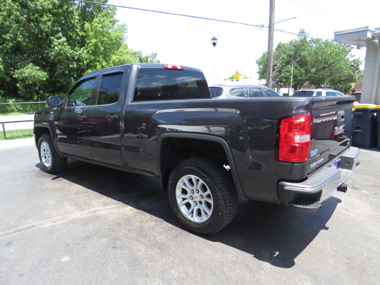GMC Sierra 1500 4WD Double Cab 143.5" SLE 2016