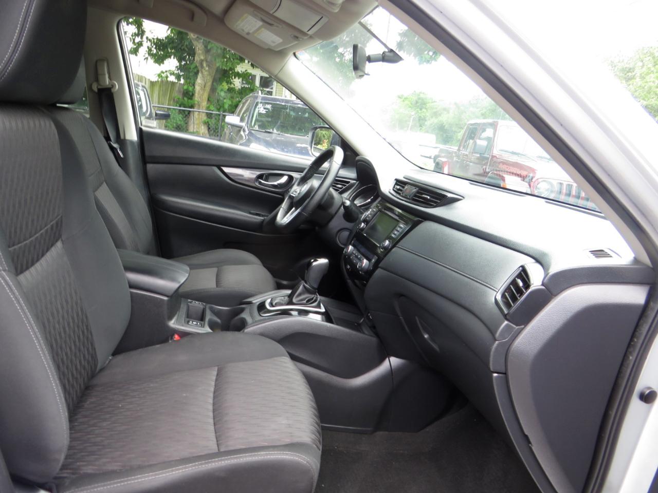 Nissan Rogue AWD SV 2018