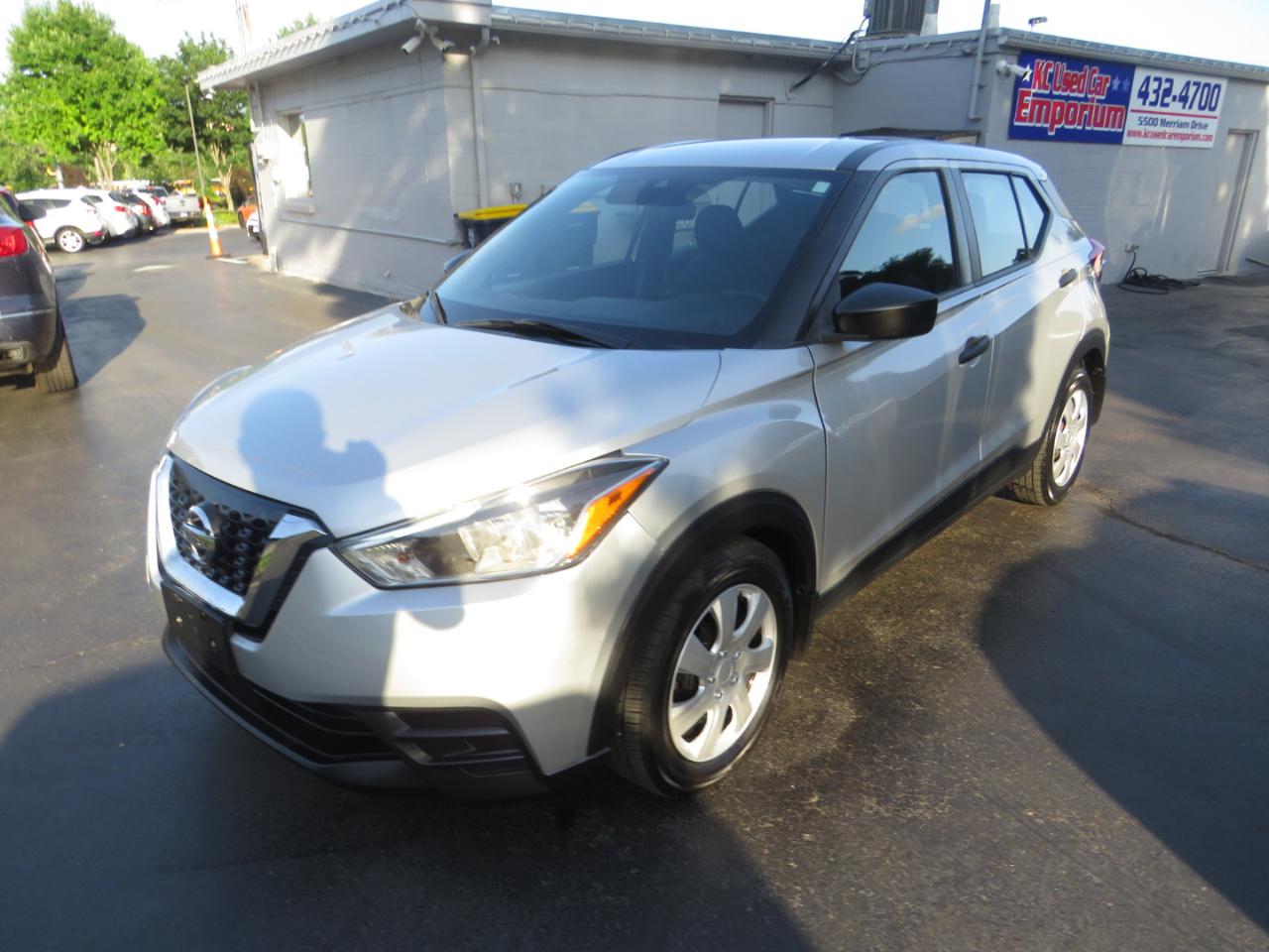 Nissan Kicks S FWD 2020