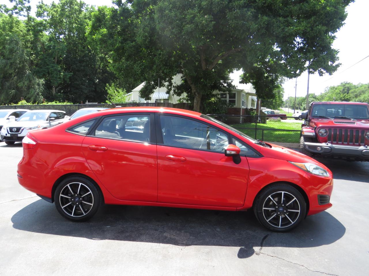 Ford Fiesta 4dr Sdn SE 2015