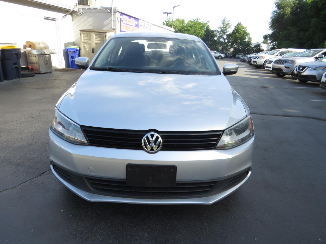 Volkswagen Jetta Sedan 4dr Auto SE PZEV 2014
