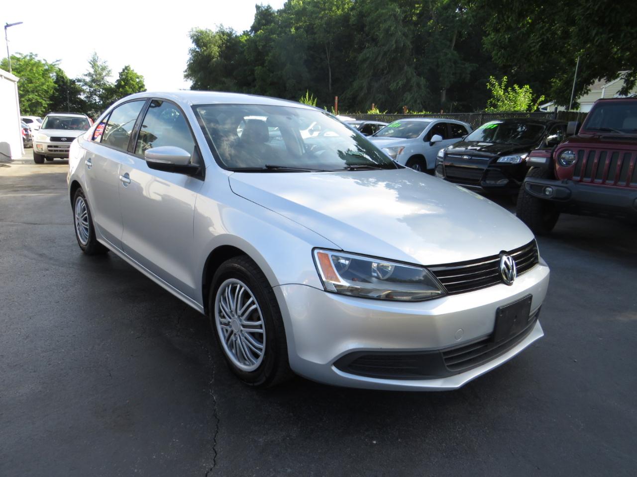 Volkswagen Jetta Sedan 4dr Auto SE PZEV 2014