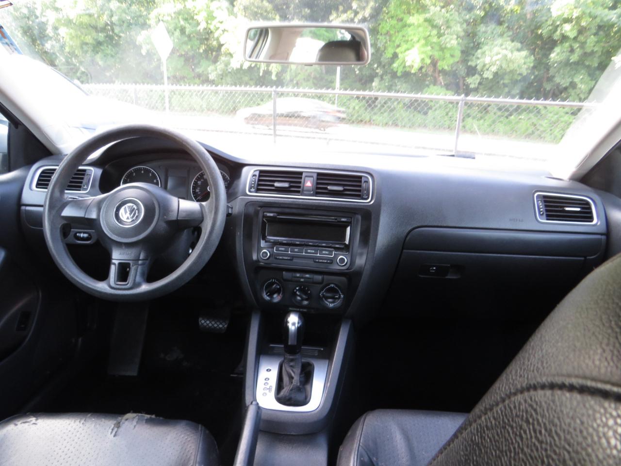 Volkswagen Jetta Sedan 4dr Auto SE PZEV 2014