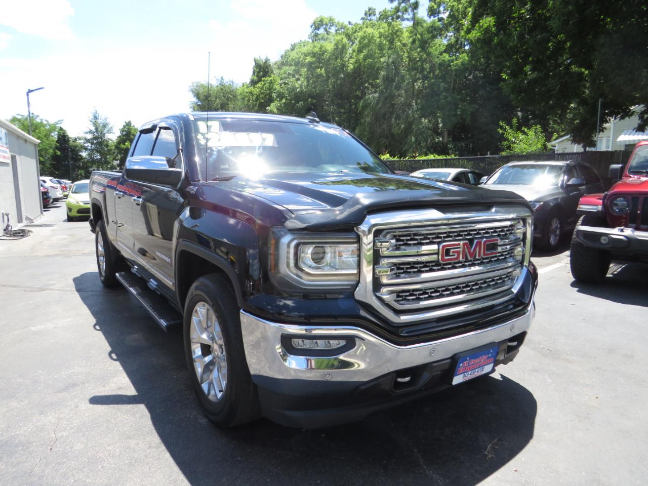 GMC Sierra 1500 4WD Double Cab 143.5" SLT 2017