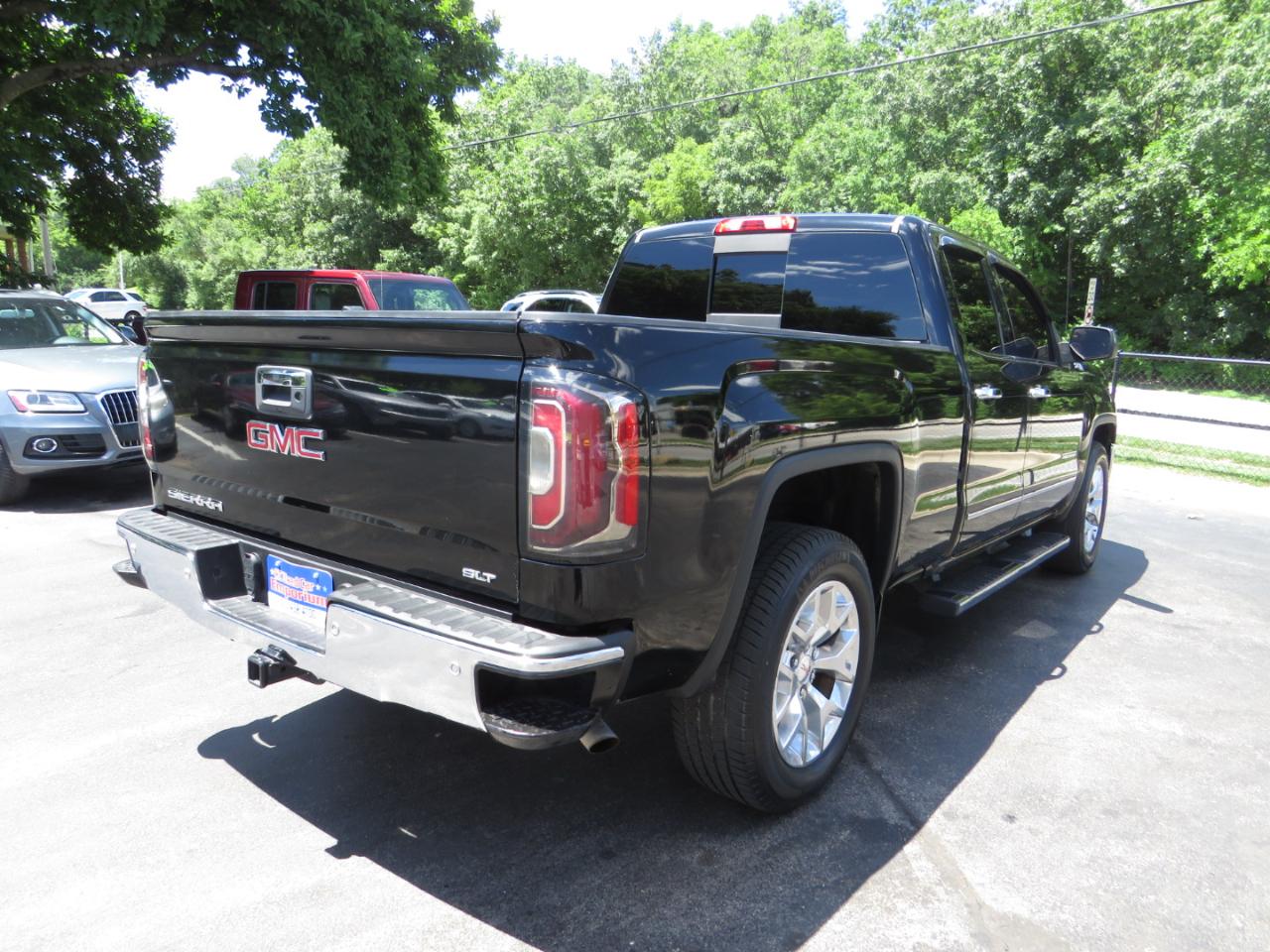 GMC Sierra 1500 4WD Double Cab 143.5" SLT 2017