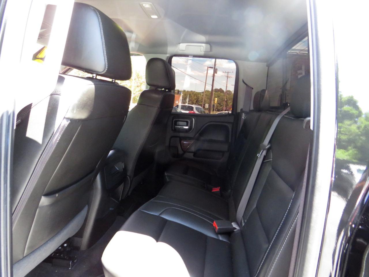 GMC Sierra 1500 4WD Double Cab 143.5" SLT 2017