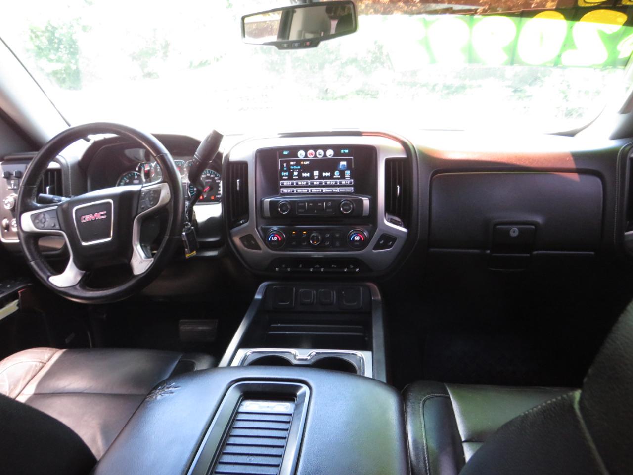 GMC Sierra 1500 4WD Double Cab 143.5" SLT 2017