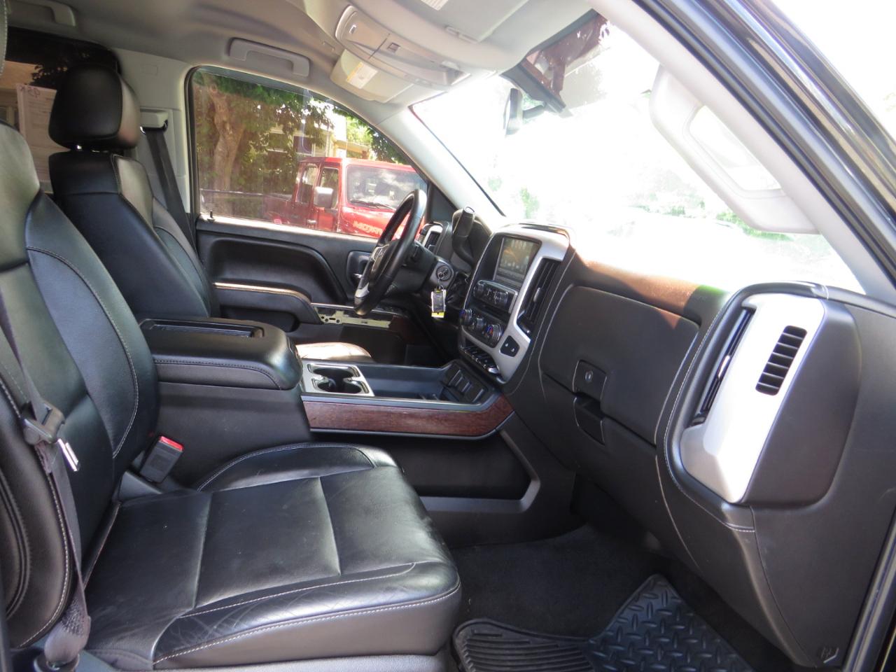GMC Sierra 1500 4WD Double Cab 143.5" SLT 2017