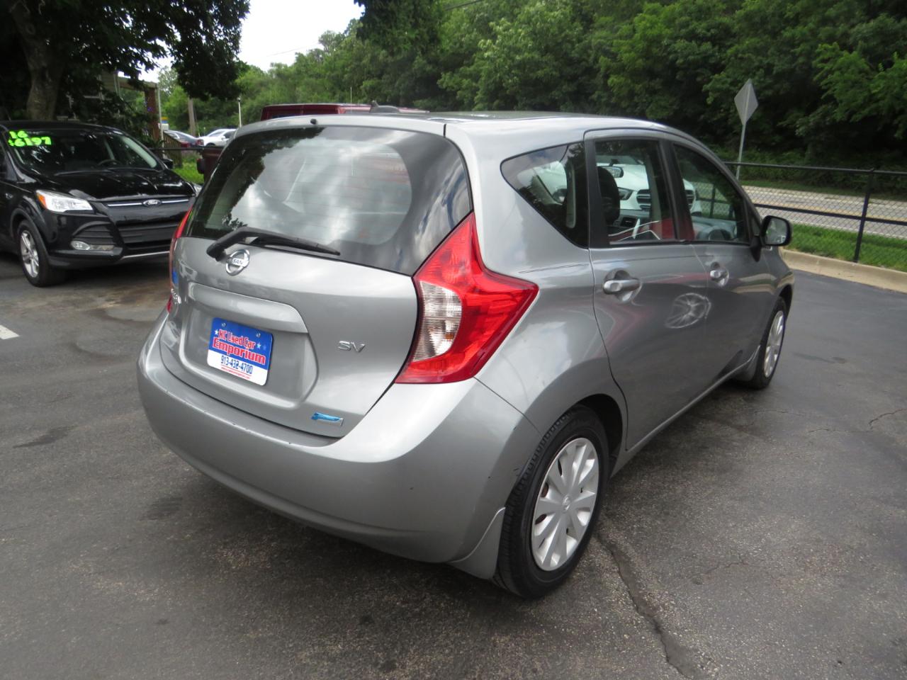 Nissan Versa Note 5dr HB CVT 1.6 SV 2014