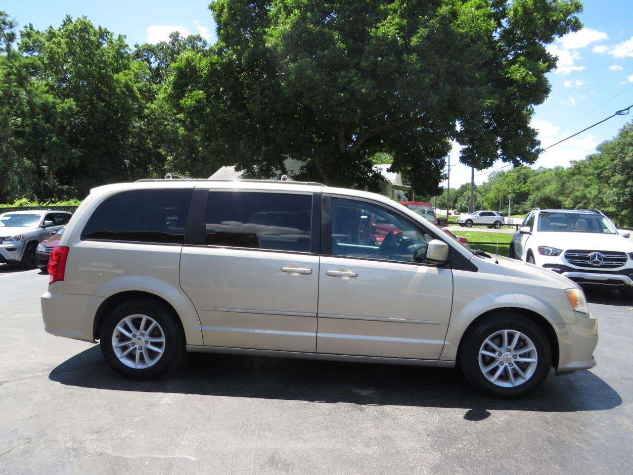 Dodge Grand Caravan 4dr Wgn SXT 2014