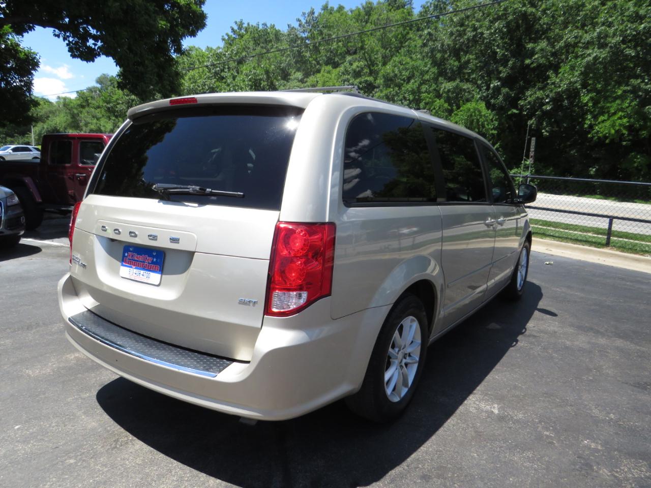 Dodge Grand Caravan 4dr Wgn SXT 2014