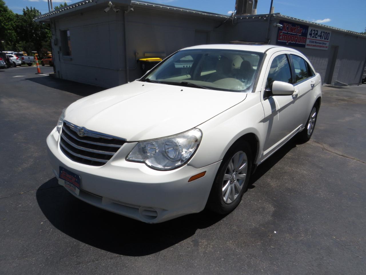 Chrysler Sebring 4dr Sdn Limited 2010