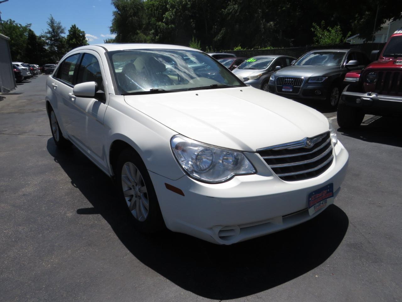 Chrysler Sebring 4dr Sdn Limited 2010