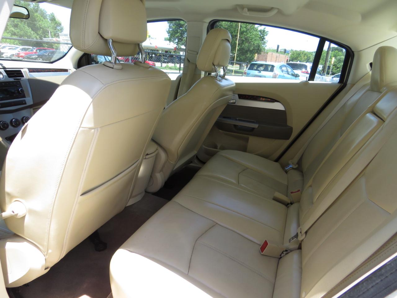 Chrysler Sebring 4dr Sdn Limited 2010