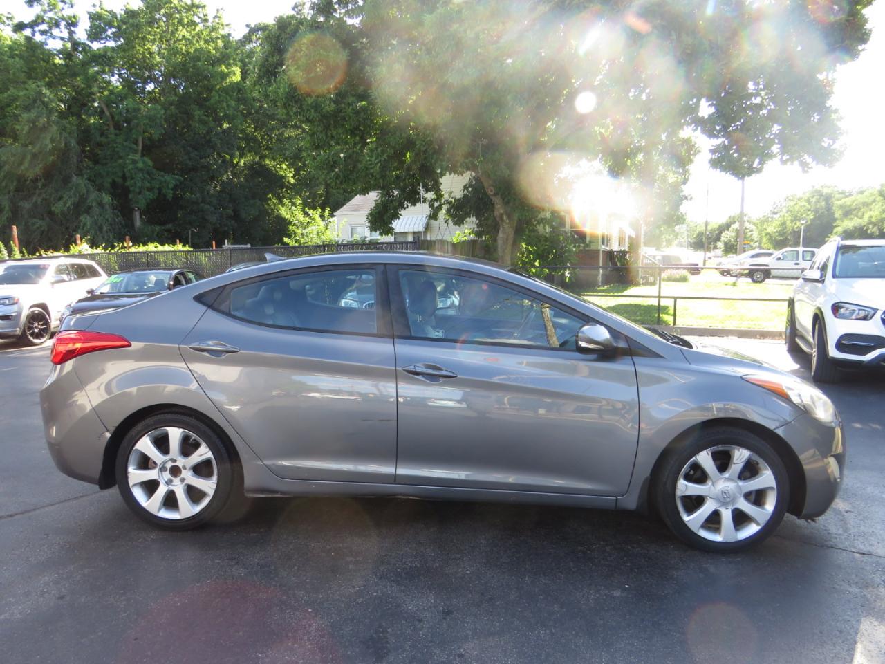 Hyundai Elantra 4dr Sdn Auto Limited (Alabama Plant) 2013