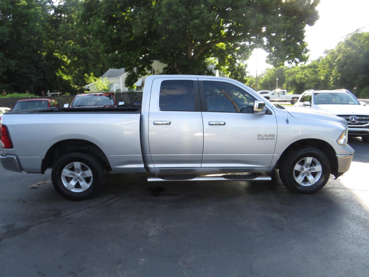 RAM 1500 4WD Quad Cab 140.5" SLT 2013