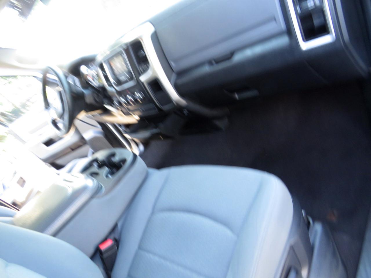 RAM 1500 4WD Quad Cab 140.5" SLT 2013