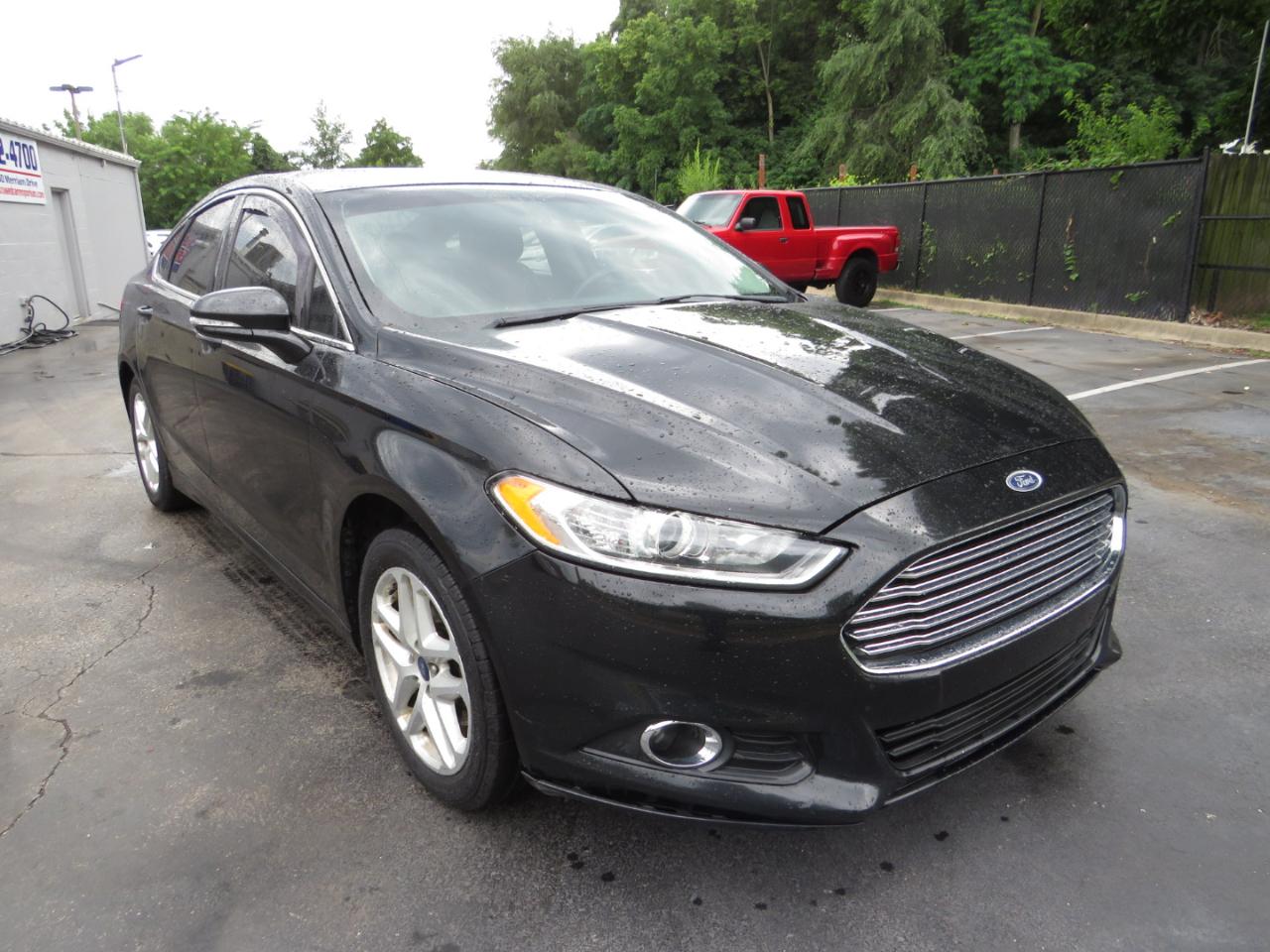 Ford Fusion 4dr Sdn SE FWD 2015