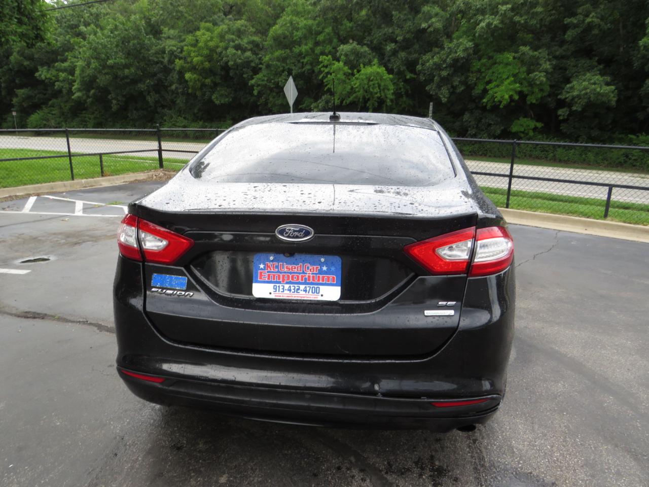 Ford Fusion 4dr Sdn SE FWD 2015
