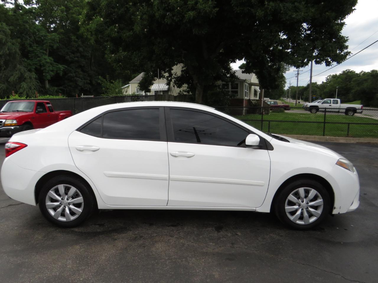 Toyota Corolla 4dr Sdn CVT S w/Special Edition Pkg (Natl) 2016