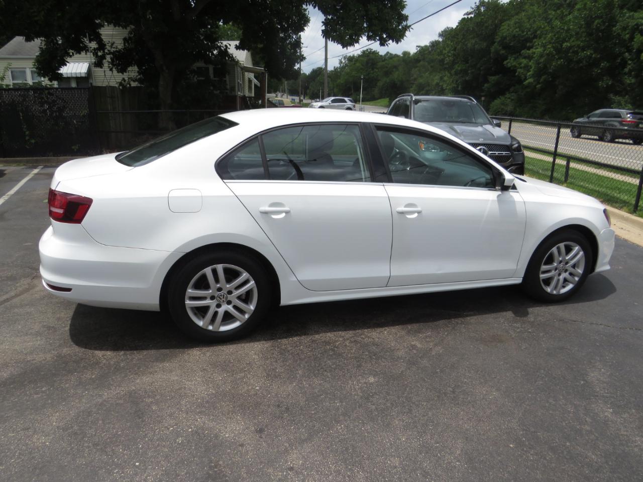 Volkswagen Jetta 1.4T S Auto 2017