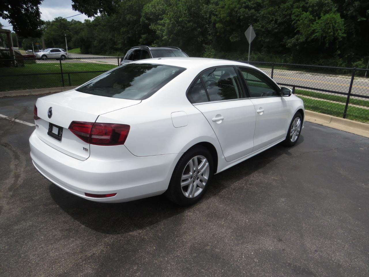 Volkswagen Jetta 1.4T S Auto 2017