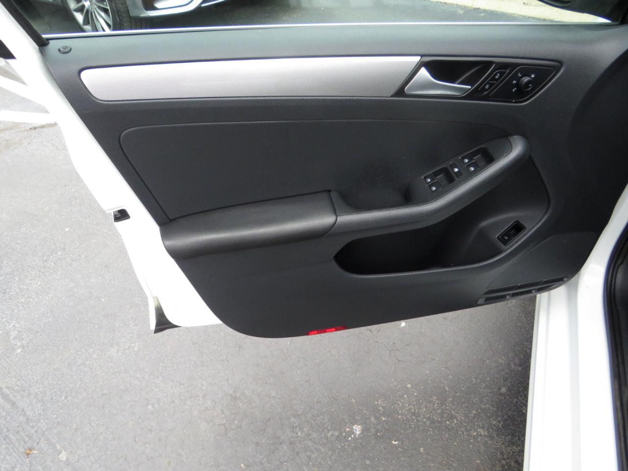 Volkswagen Jetta 1.4T S Auto 2017