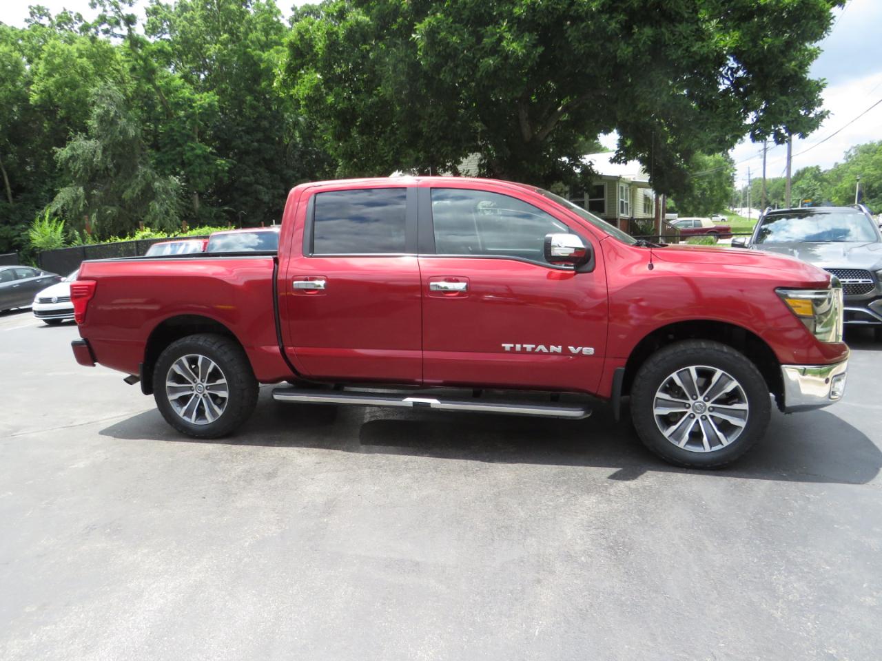 Nissan Titan 4x4 Crew Cab SL 2019