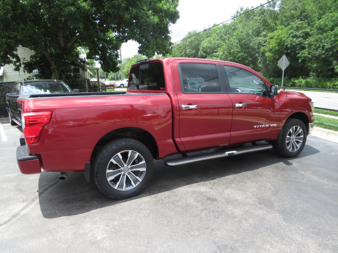 Nissan Titan 4x4 Crew Cab SL 2019