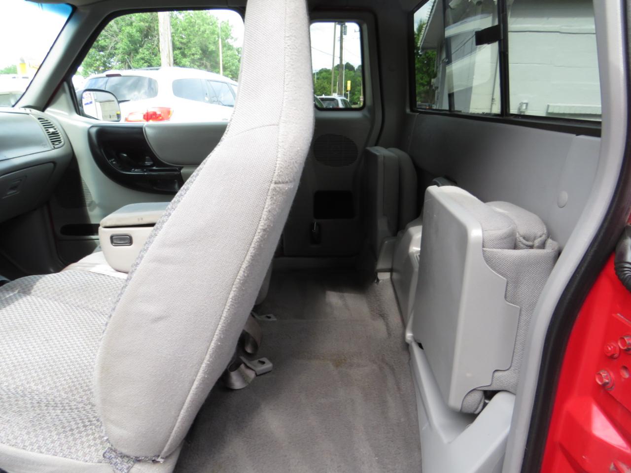 Ford Ranger Supercab 126" WB XLT 4WD 1999
