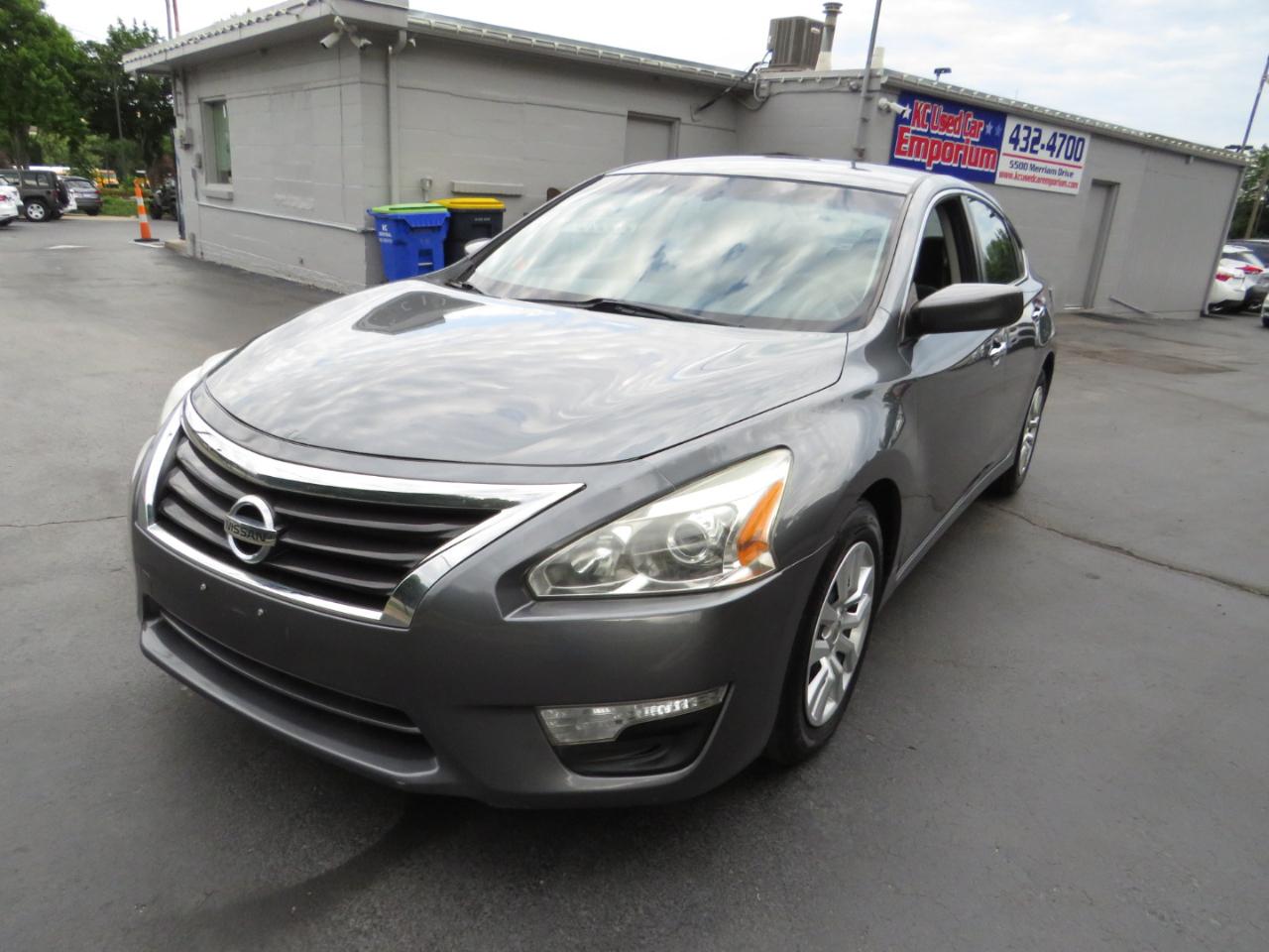 Nissan Altima 4dr Sdn I4 2.5 2014