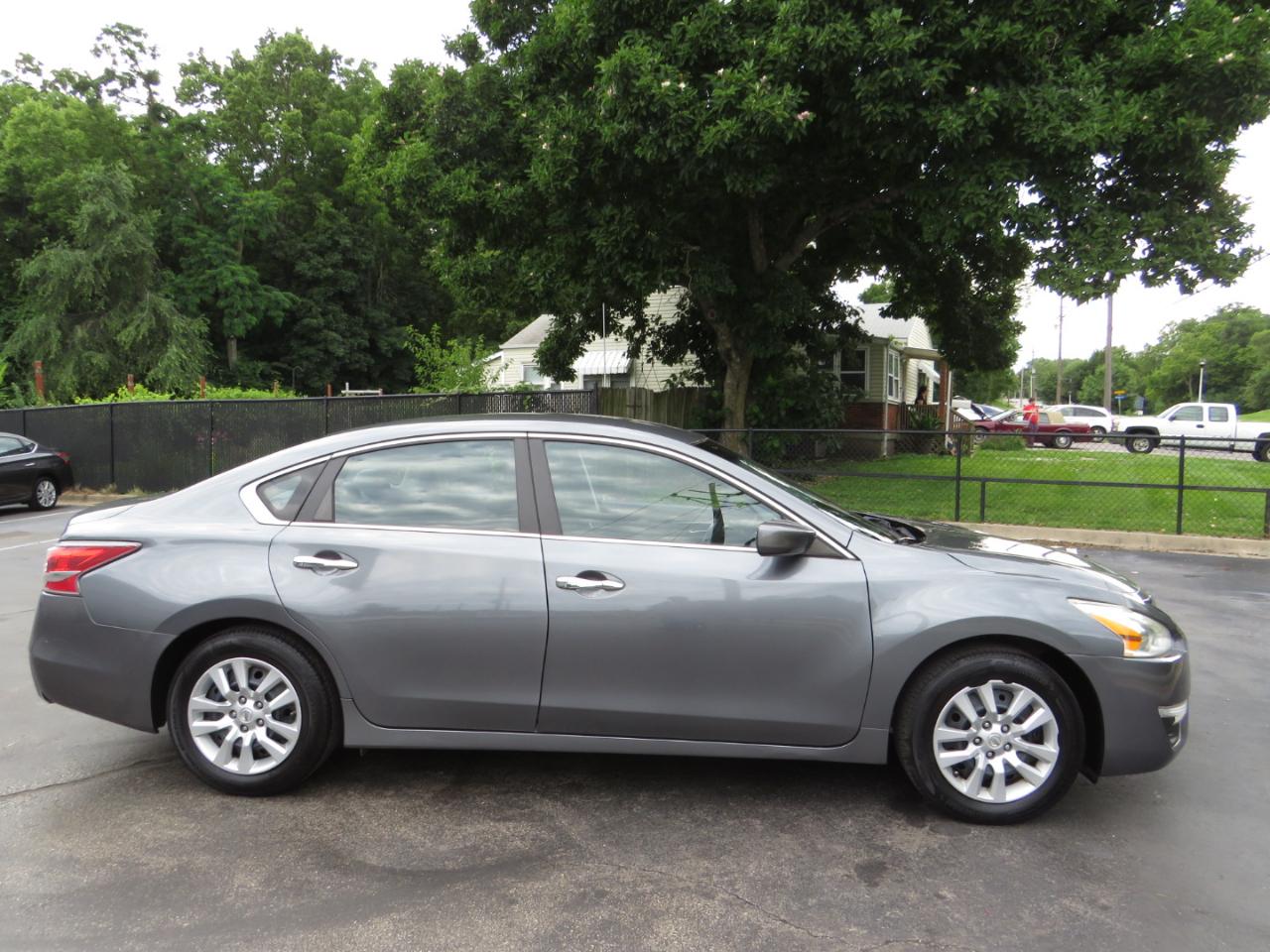Nissan Altima 4dr Sdn I4 2.5 2014