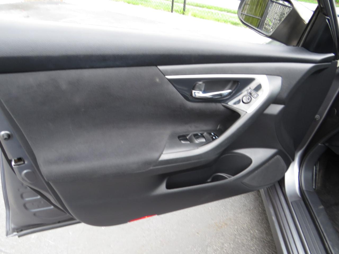 Nissan Altima 4dr Sdn I4 2.5 2014