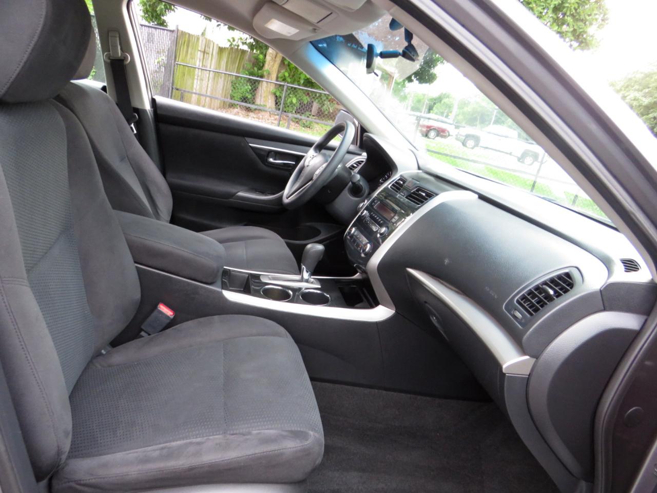 Nissan Altima 4dr Sdn I4 2.5 2014