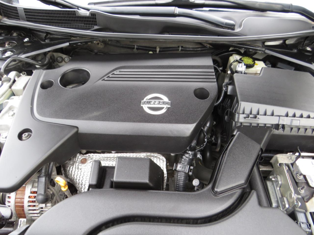 Nissan Altima 4dr Sdn I4 2.5 2014