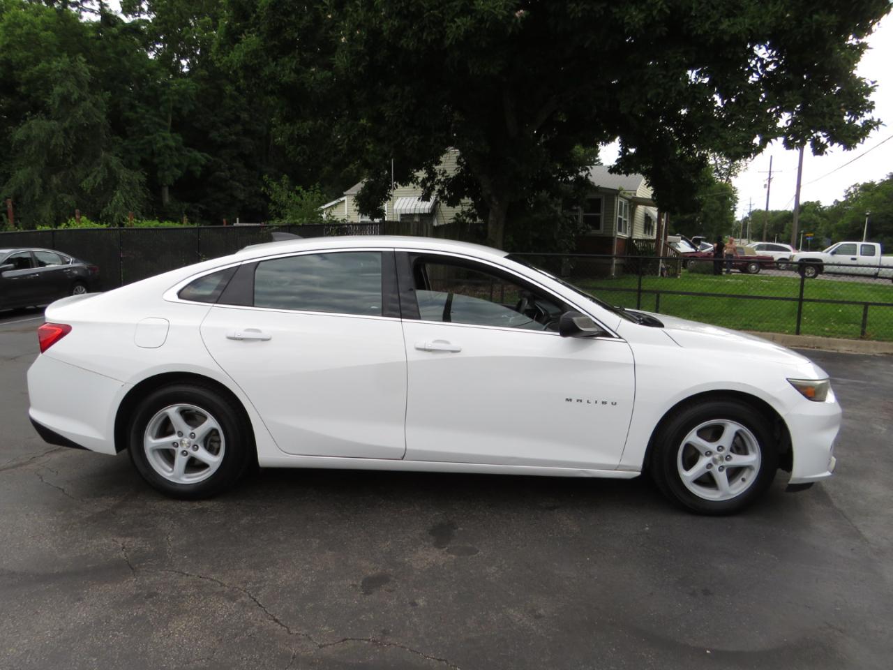 Chevrolet Malibu 4dr Sdn LS w/1LS 2018