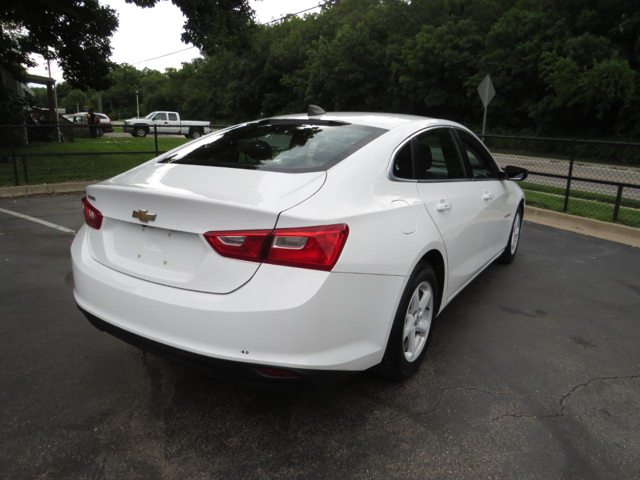 Chevrolet Malibu 4dr Sdn LS w/1LS 2018
