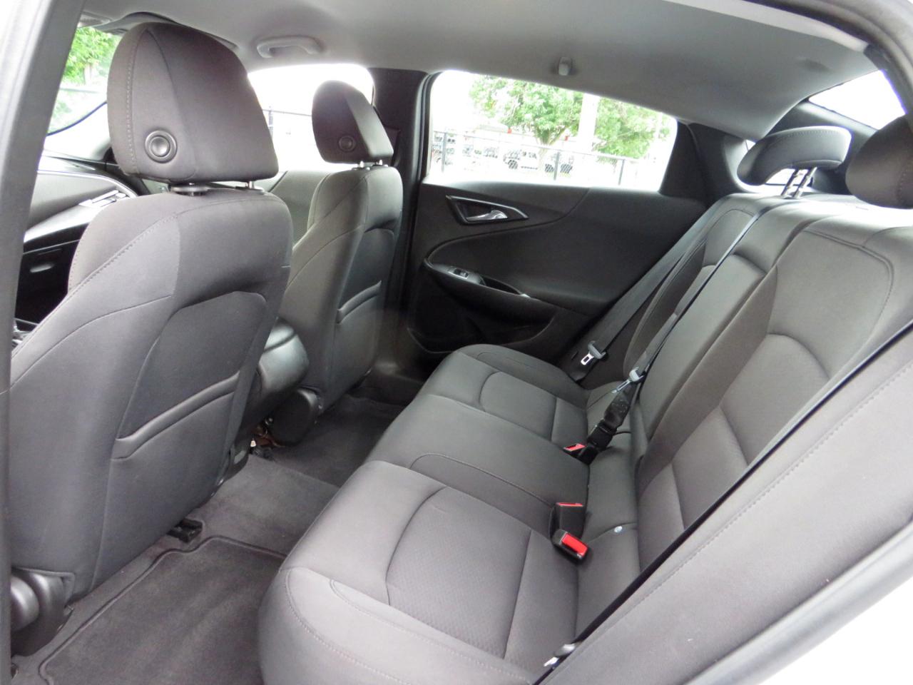 Chevrolet Malibu 4dr Sdn LS w/1LS 2018