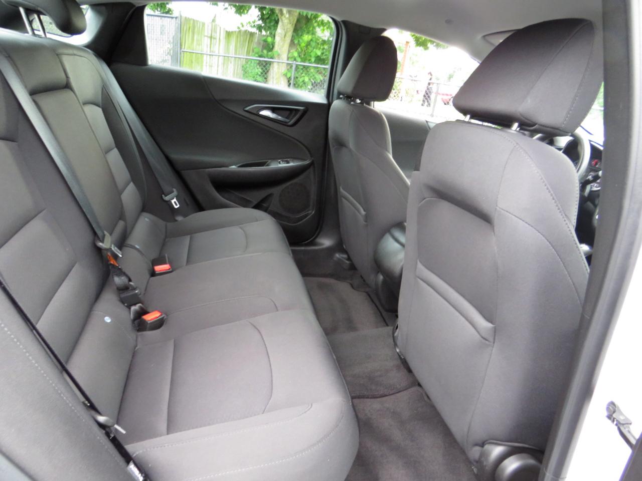 Chevrolet Malibu 4dr Sdn LS w/1LS 2018