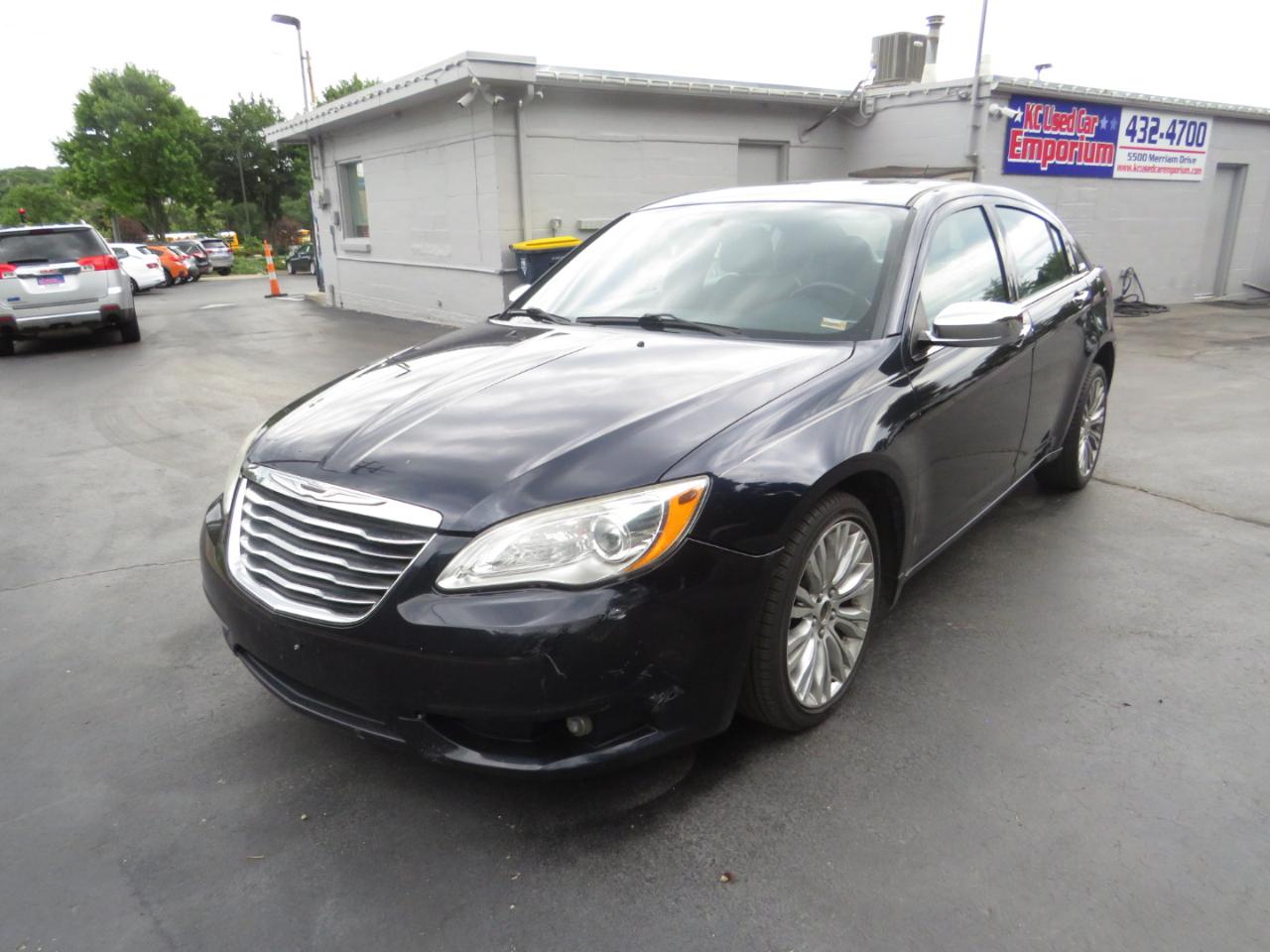 Chrysler 200 4dr Sdn Limited 2012