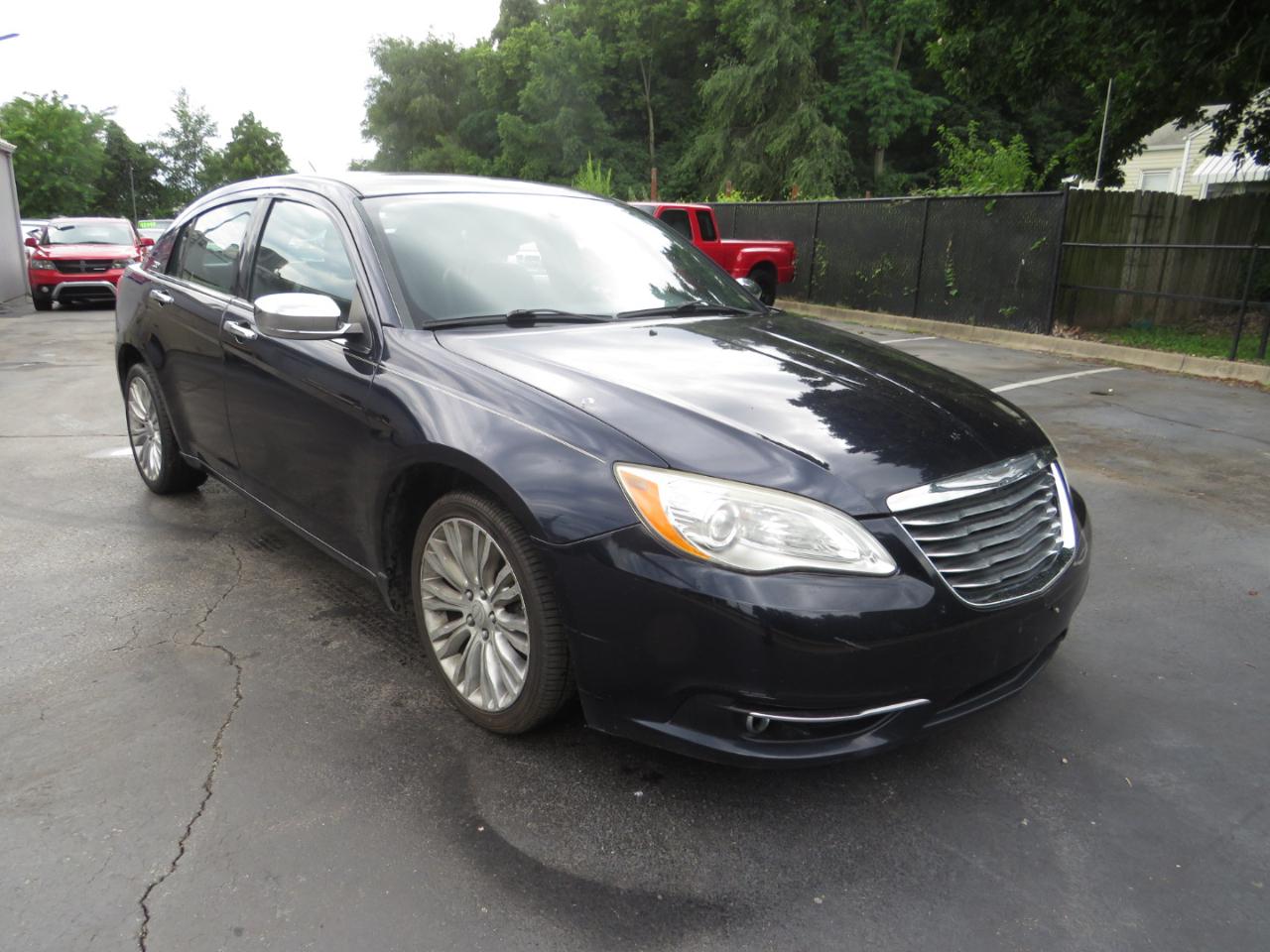 Chrysler 200 4dr Sdn Limited 2012