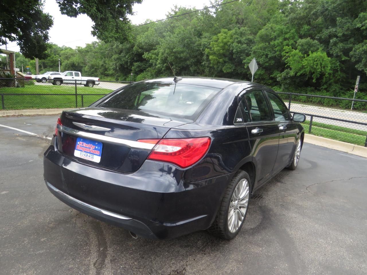 Chrysler 200 4dr Sdn Limited 2012