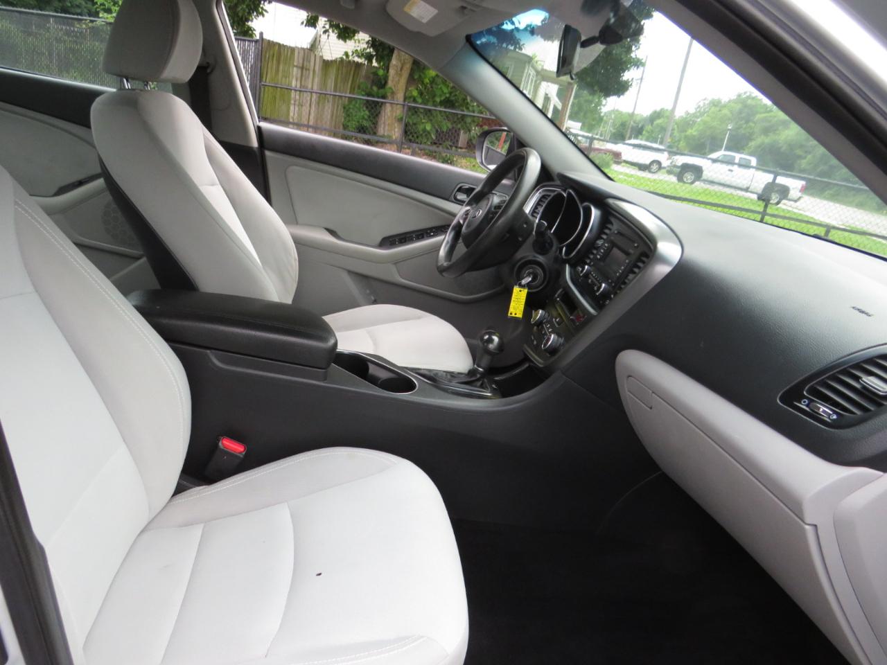 Kia Optima 4dr Sdn LX 2014