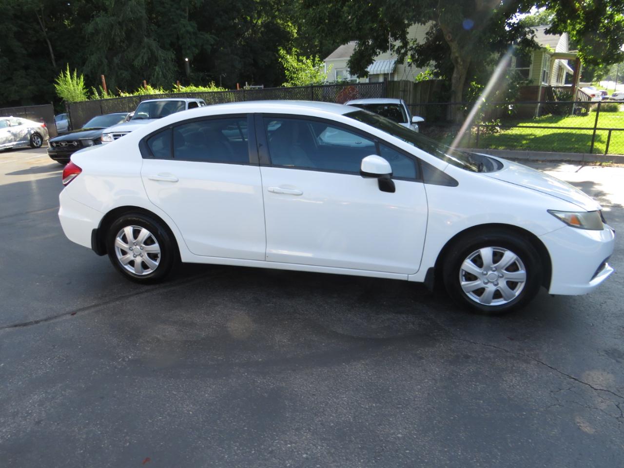 Honda Civic Sdn 4dr Auto LX 2013