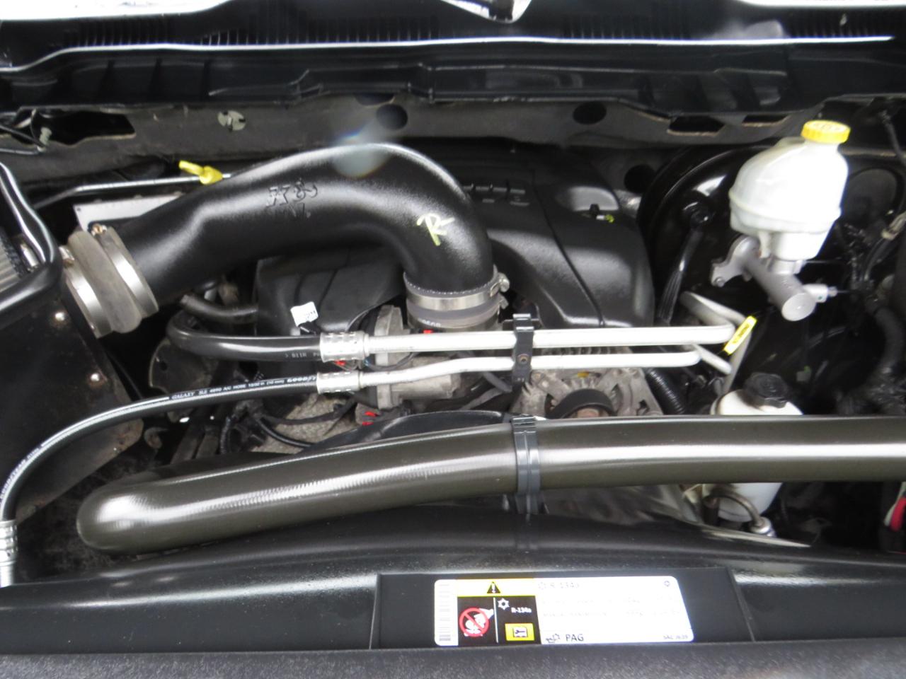 RAM 1500 4WD Crew Cab 140.5" Express 2012